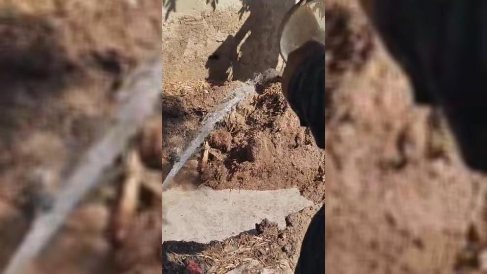 ضبط اعتداء على خط مياه رئيسي بعين الباشا