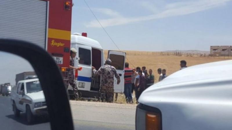 فاجعة على الطريق الصحراوي ..  وفاتان و7 إصابات بحادث مروّع