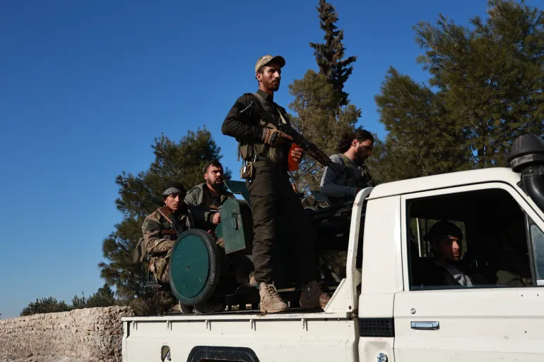 اشتباكات عنيفة بين قوات قسد والجيش السوري شمالي حلب