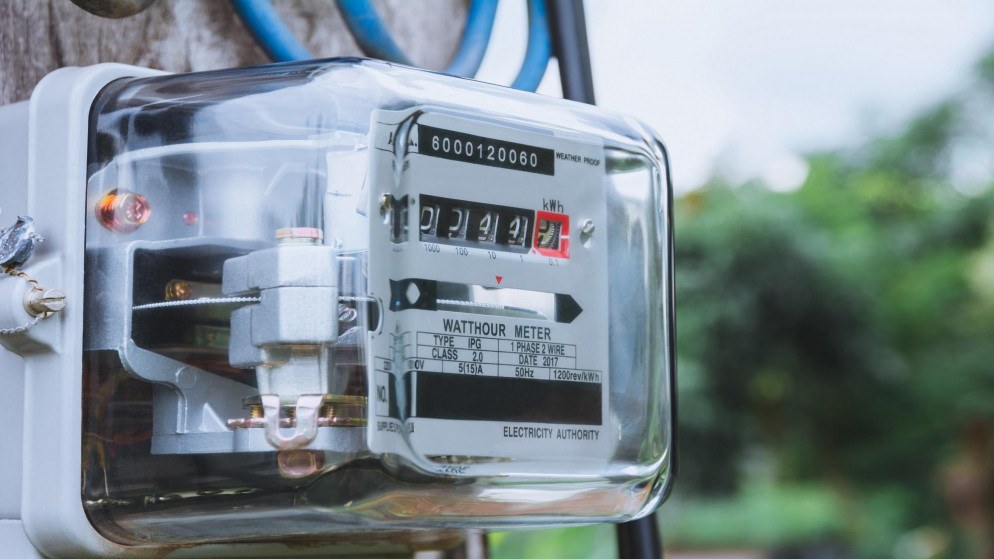 الطاقة النيابية: لجنة للنظر بشكاوى فواتير الكهرباء