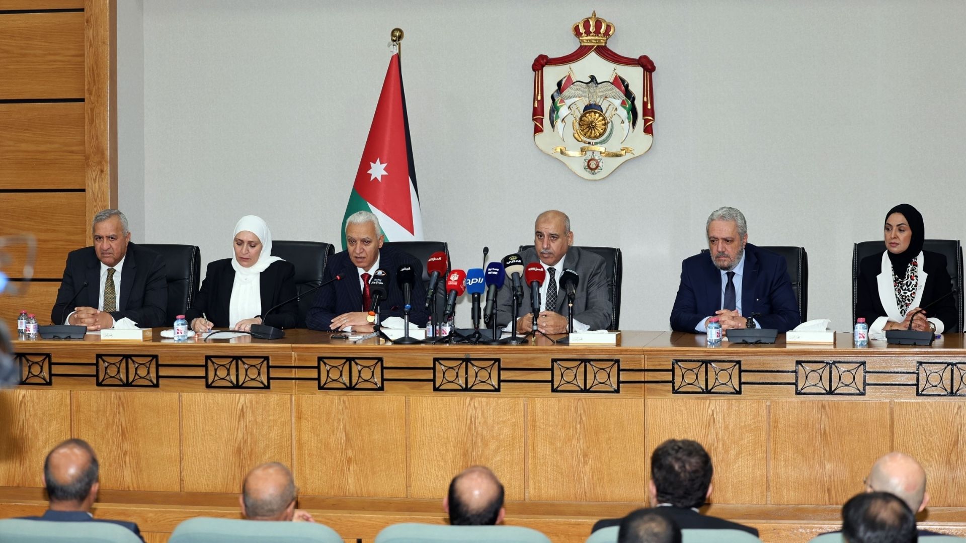 مجلس النواب يكرّم صحفيين وإعلاميين