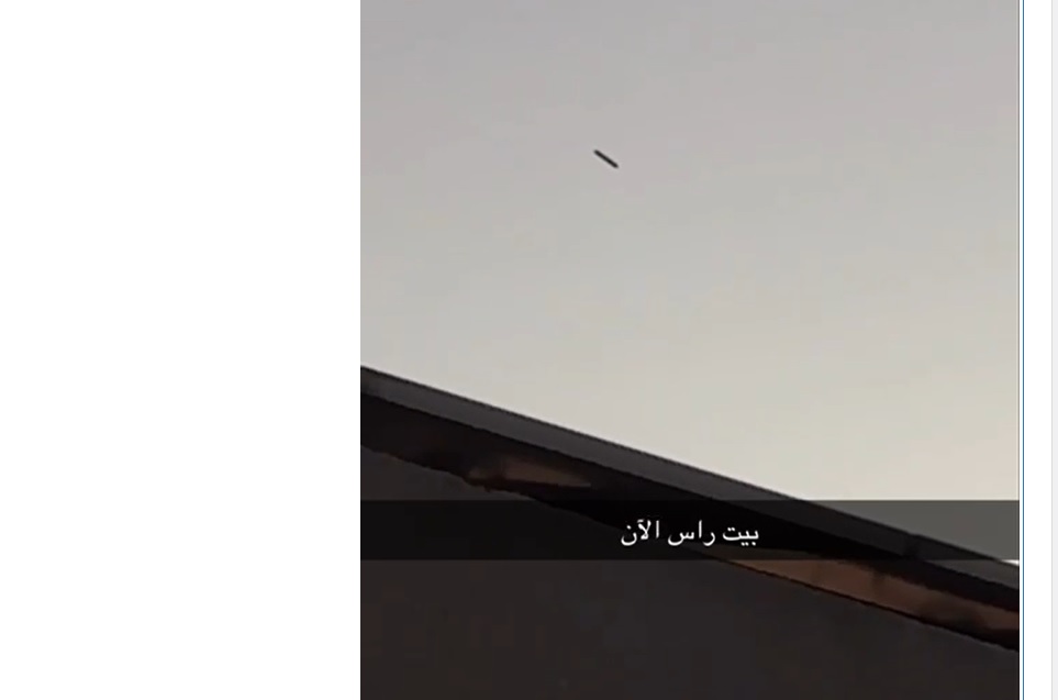 سقوط بقايا صاروخ في أرض خالية ببيت رأس – إربد  ..  فيديو