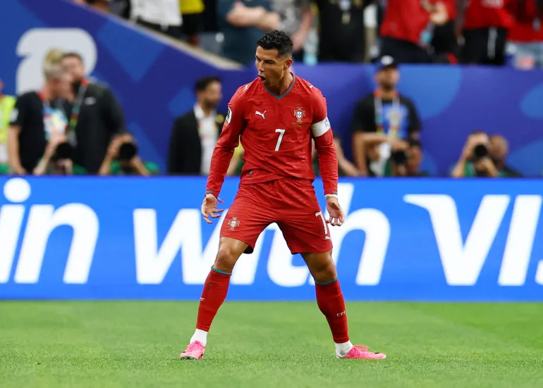 رونالدو يدخل التاريخ: أكبر هداف في كأس العالم 