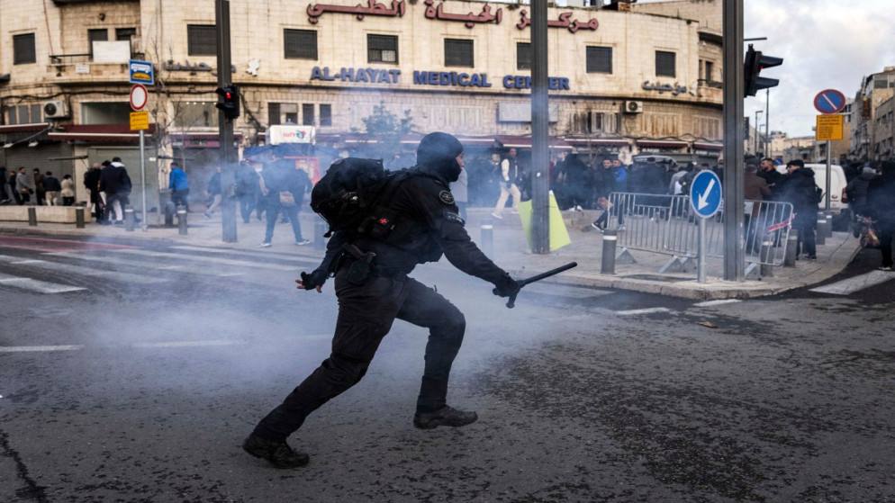 دول الاتحاد الأوروبي وبلدان أخرى تدين تصاعد عنف المستوطنين بالضفة الغربية