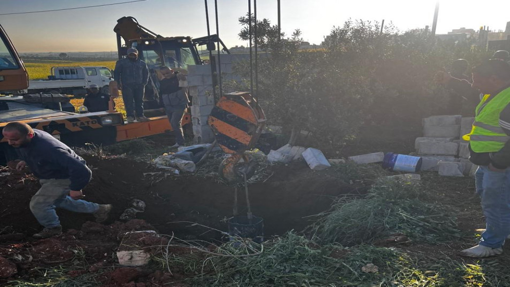 ضبط بئر مخالفة يبيع المياه وردمه في الرمثا