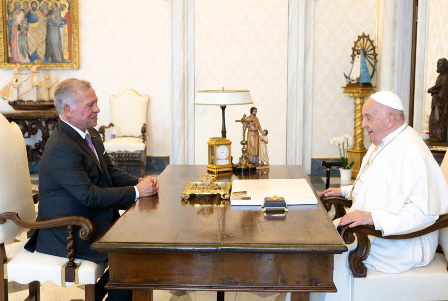 جلالة الملك عبدالله الثاني يلتقي قداسة البابا فرنسيس، بابا الفاتيكان 