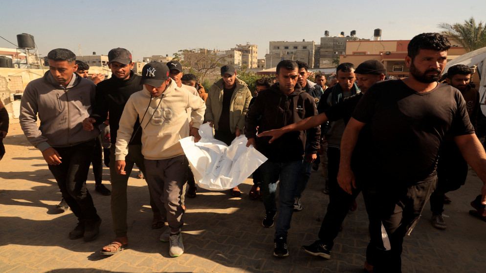 شهيدان ومصابون بقصف الاحتلال عددا من المناطق في قطاع غزة