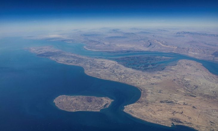 انفجارات في بندر عباس وجزيرة قشم 