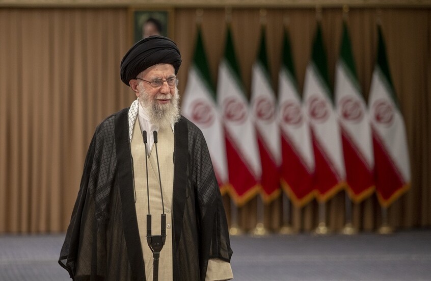 خامنئي يكلف شخصية مهمة بقيادة إيران في حال اغتياله ..  تفاصيل