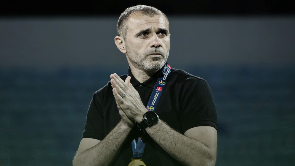 أحمد هايل مدرباً لفريق الحسين خلفاً لفرانكو