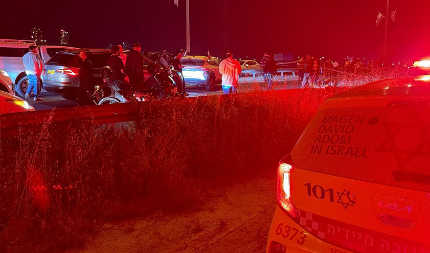 مقتل شابين بجريمة إطلاق نار قرب اللد