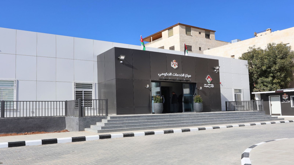 مراكز الخدمات الحكومية تنجز 28 ألف معاملة لباقتي توظيفي والخريج خلال يوم