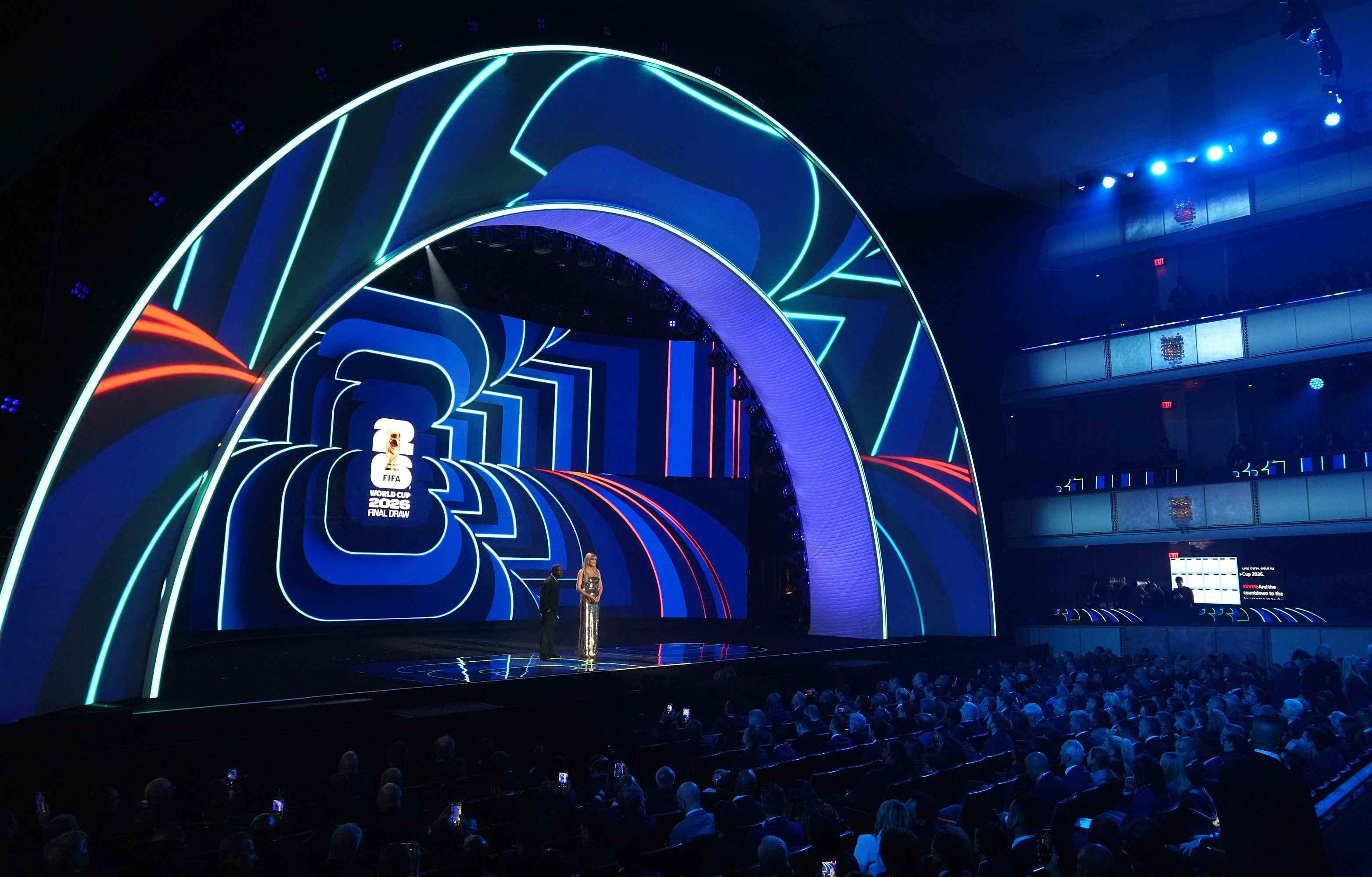 بدء حفل قرعة كأس العالم 2026