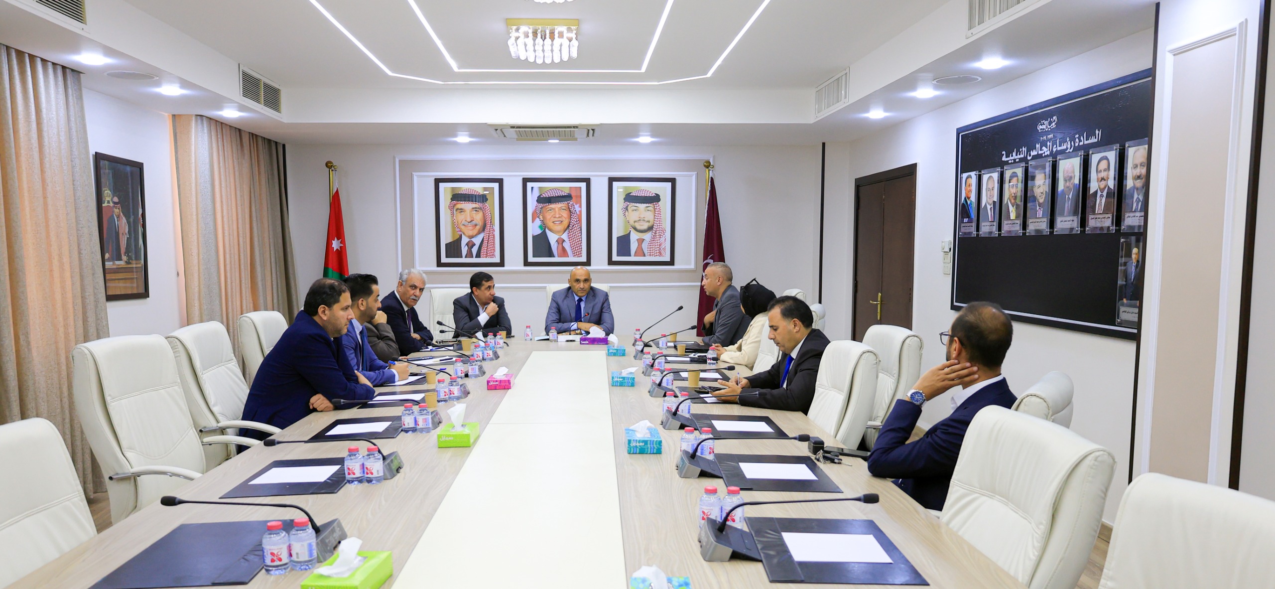 الصحة النيابية تطلع على جهود بنك الدواء الخيري الأردني في دعم المرضى 