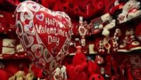 الأمريكيون ينفقون مبالغ خيالية في عيد الحب