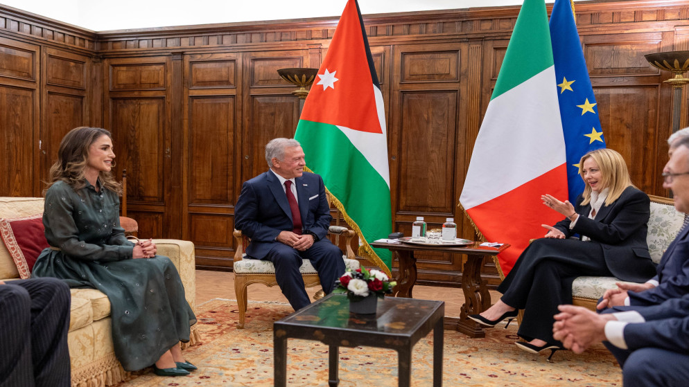 الملك وميلوني يؤكدان أهمية تنفيذ اتفاق إنهاء الحرب في غزة