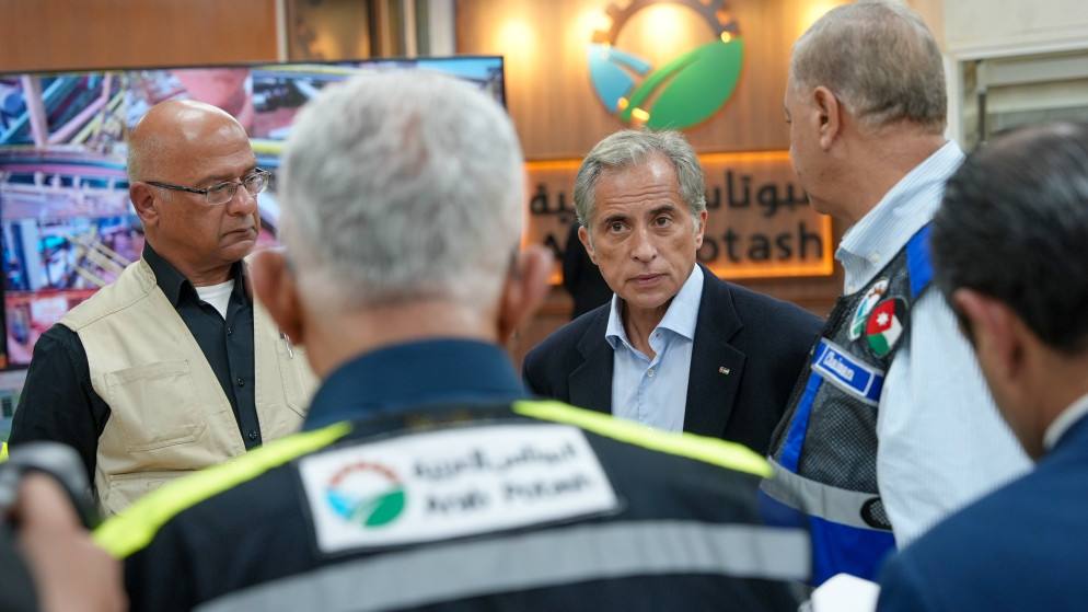 حسان يطلع على مشاريع التوسعة الجديدة لـ البوتاس العربية وبرومين الأردن