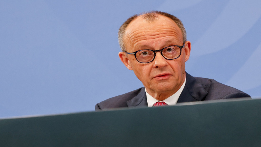 ميرتس يحض نتنياهو على إنهاء القتال في لبنان