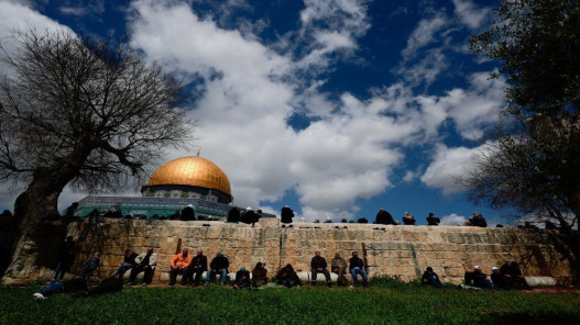 عضو بالكنيست الإسرائيلي: منع الأذان محاولة لمحو معلم من الوجود الفلسطيني