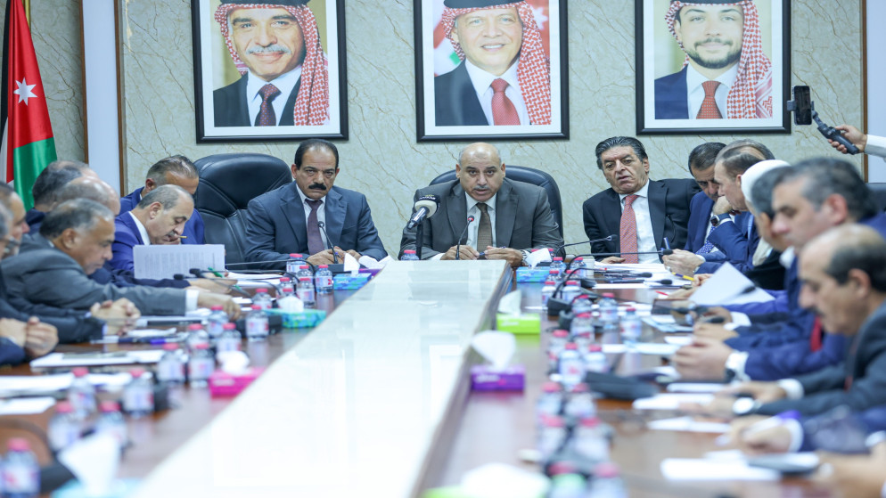 القاضي: نتعامل مع جميع مشاريع القوانين بروح المسؤولية الوطنية