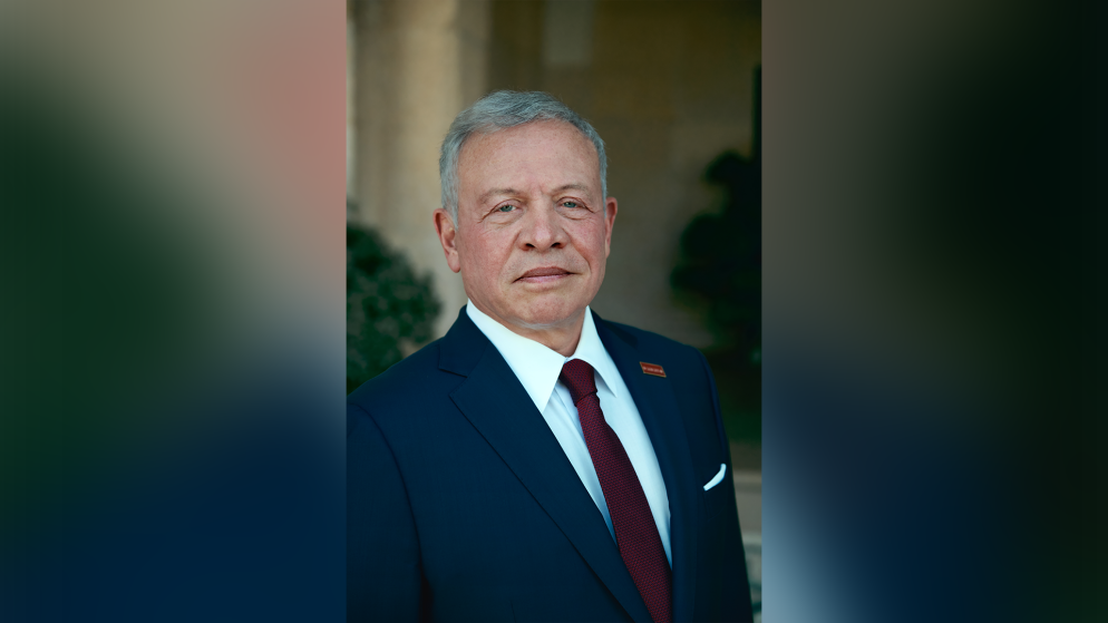 الملك من لندن: الإجراءات الإسرائيلية تنذر بتفاقم الصراع