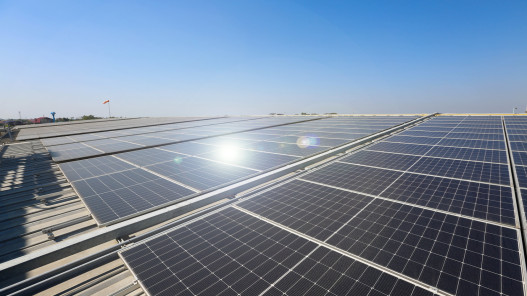 الطاقة المتجددة: سلاسل التوريد تسير بشكل طبيعي ولم تتأثر بحرب إيران