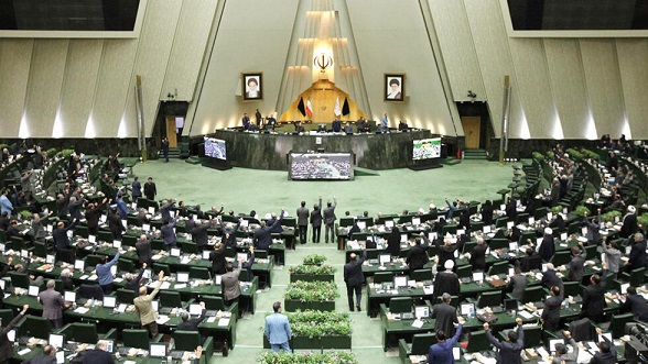 مهم من مجلس صيانة الدستور بإيران بشأن إدارة البلاد