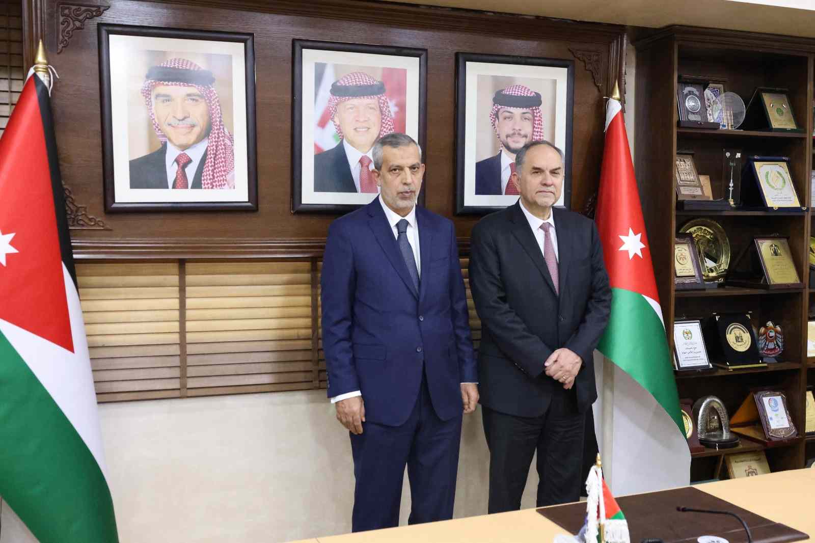 45 محاميا يؤدون اليمين القانونية أمام وزير العدل