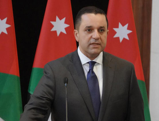وزير المالية يصدر الأمر المالي رقم 1