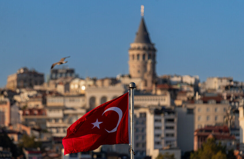 تهديدات ترامب تضغط على الناتو ..  محادثات في أنقرة تحضيرًا لقمة مصيرية