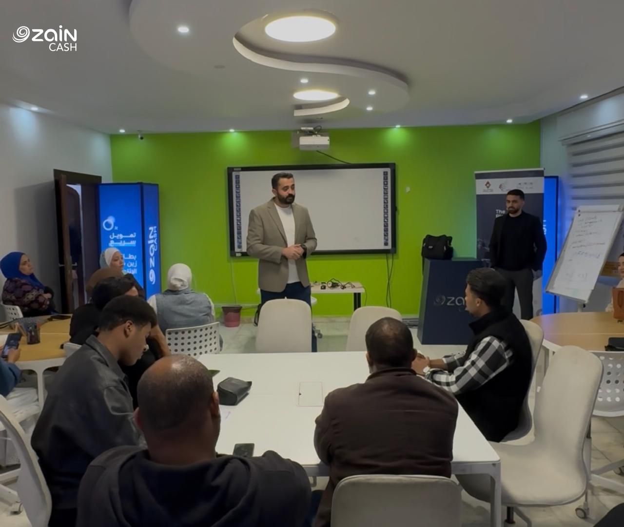 زين كاش راعي ورشة عمل المحافظ الإلكترونية والدفع الرقمي في الكرك