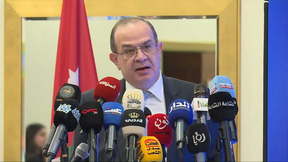 سميرات: التوقيع الإلكتروني يمنح المستندات نفس القوة القانونية للورقية