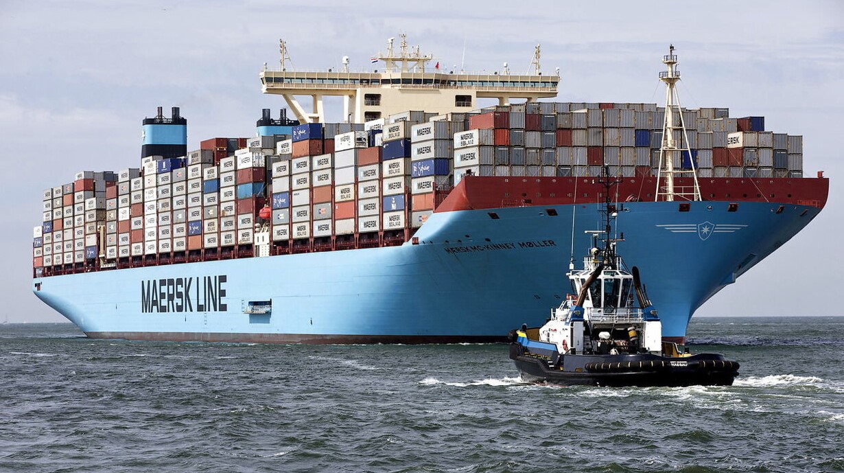 ميرسك تعلق حجز شحن البضائع إلى الخليج