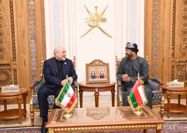 عمان وإيران يؤكدان أهمية الدبلوماسية لحفظ أمن الملاحة بمضيق هرمز