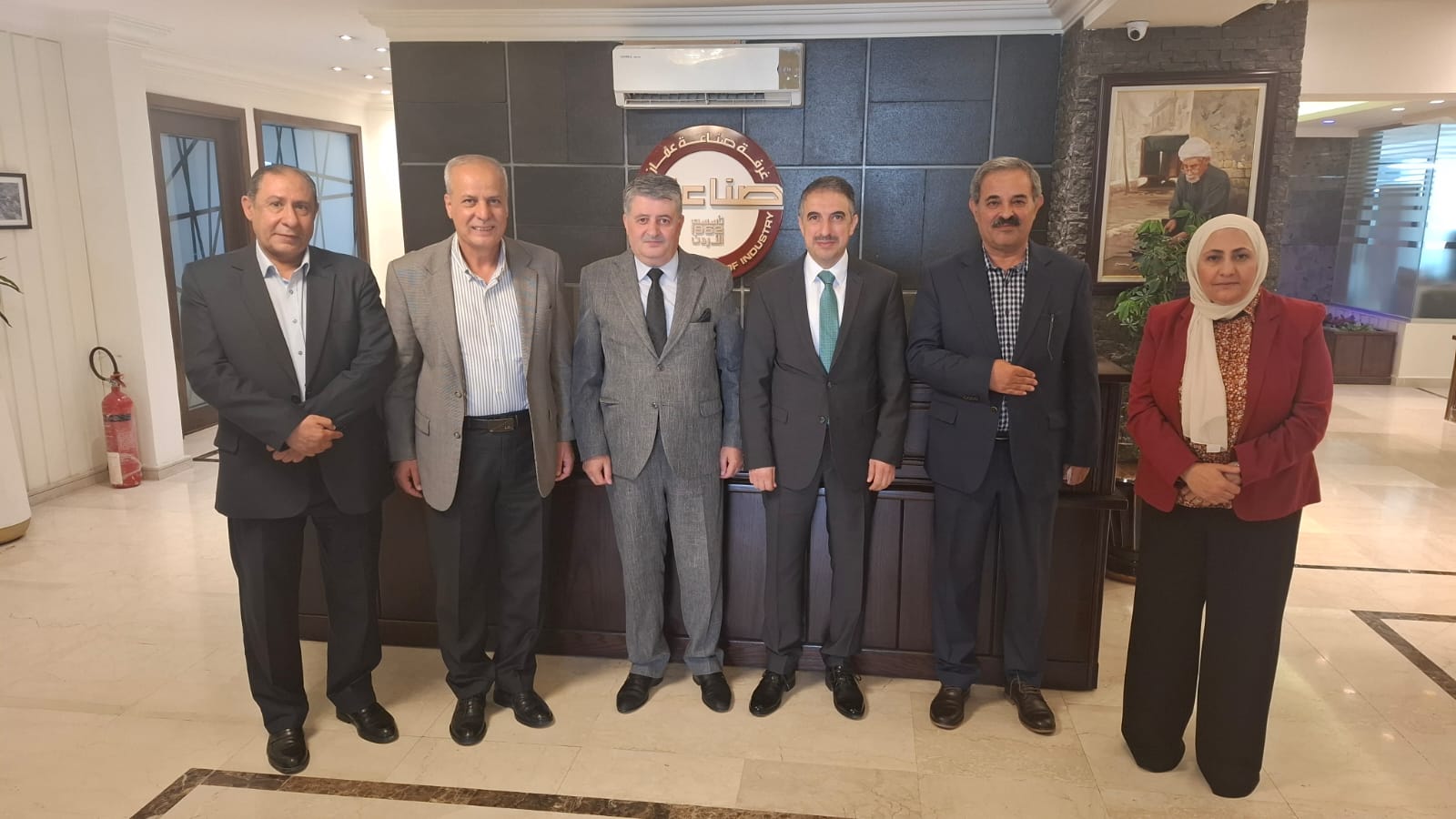 جمعية عَون الثقافية تبحث التعاون مع غرفة صناعة عمان