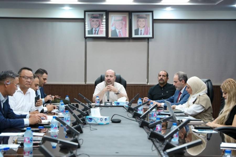وفد صيني يطلع على الخطط التطويرية في ميناء العقبة
