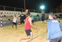 اتحاد كرة اليد ينظم بطولة شاطئية