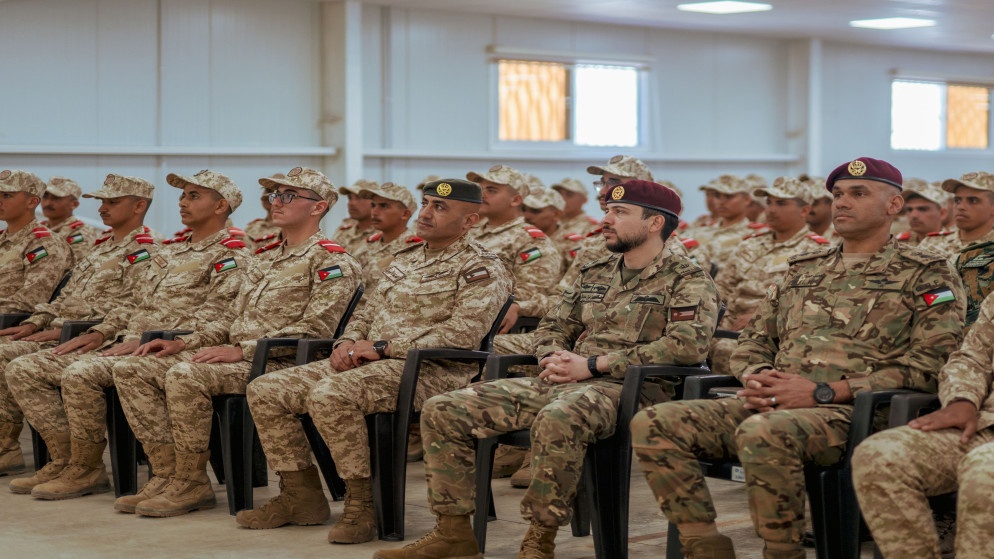 ولي العهد يزور مركز تدريب خدمة العلم ويطلع على سير البرامج التدريبية