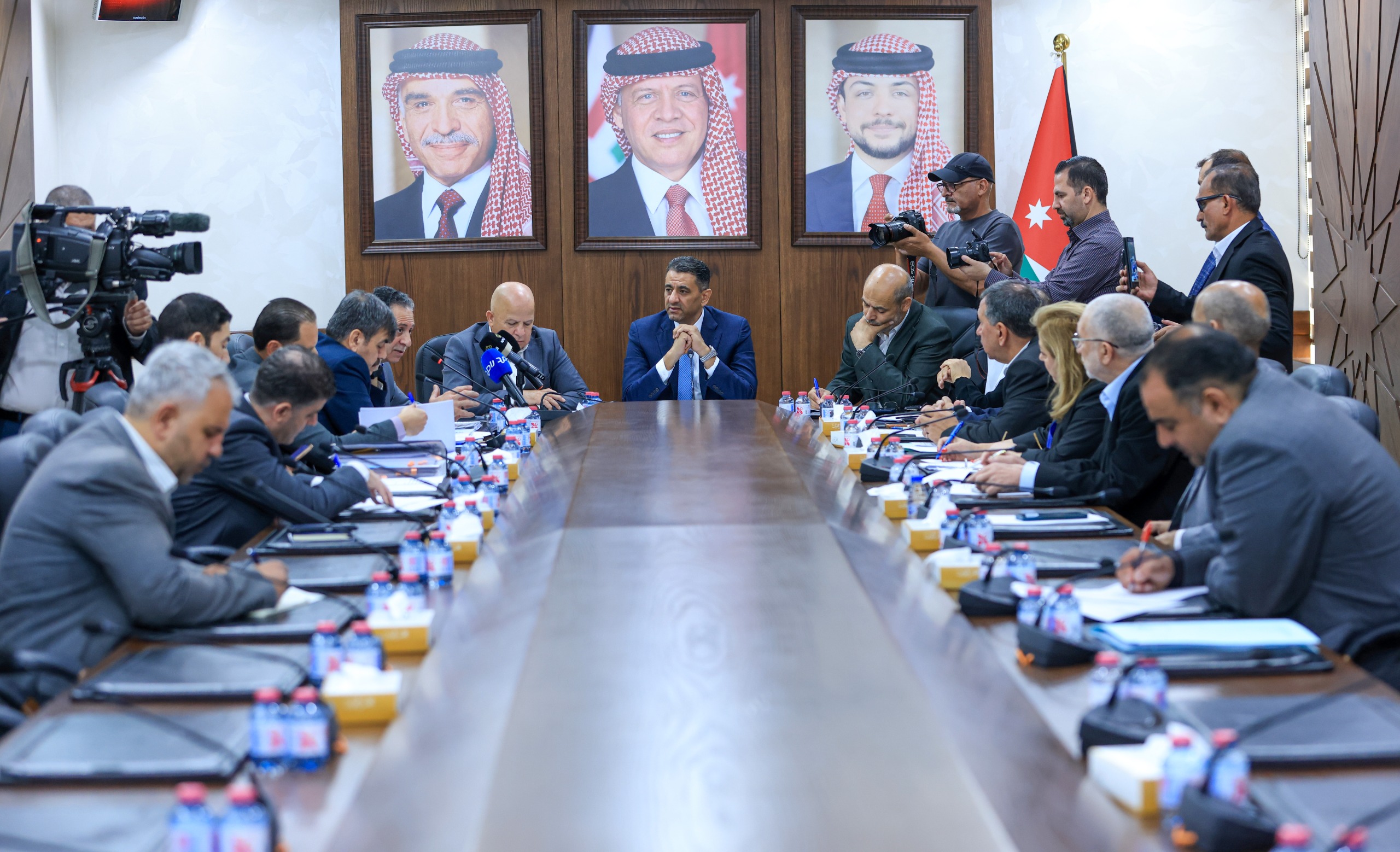 "الاقتصاد النيابية" تشرع بمناقشة مشروع قانون إلغاء المؤسسة الاستهلاكية المدنية 
