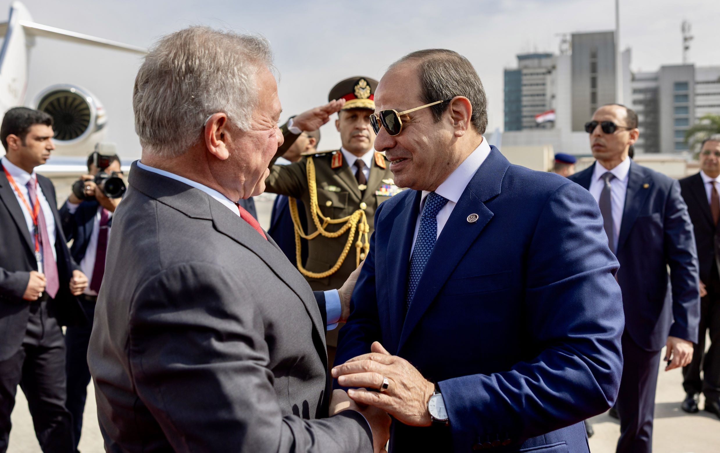 الملك والرئيس المصري يعقدان مباحثات في القاهرة