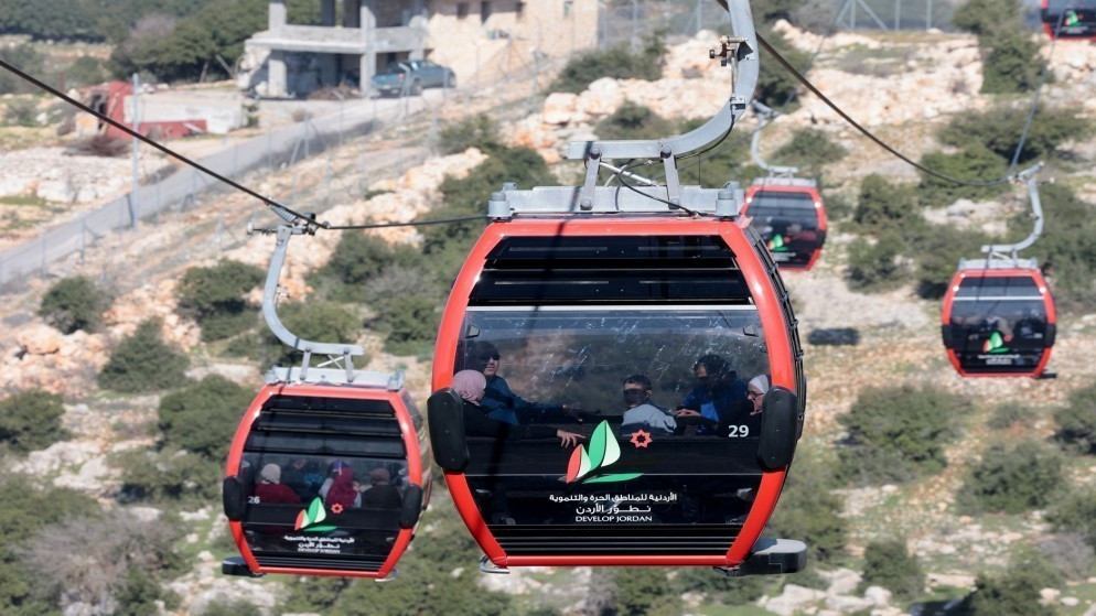 5728 زائرا لتلفريك عجلون الجمعة