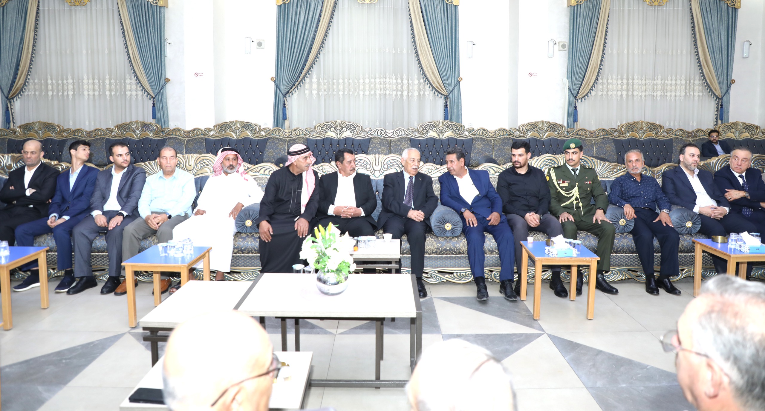 العيسوي يعزي عشيرة الشراري