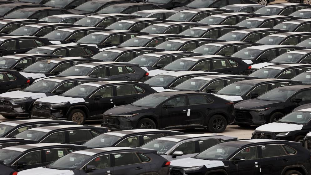 جمرك الزرقاء: 868 مليون دينار قيمة المركبات الخارجة ترانزيت في 2025