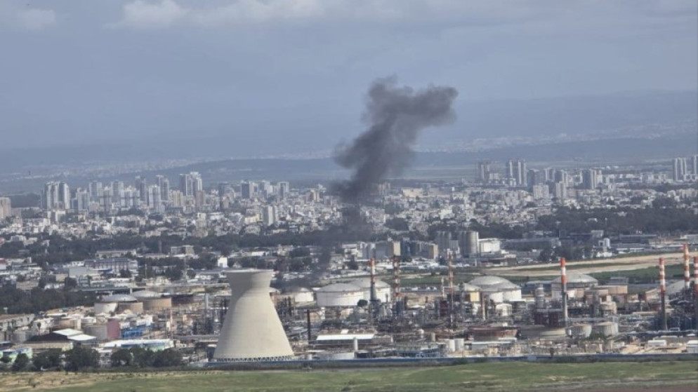 إصابات بهجوم صاروخي إيراني على حيفا ..  فيديو