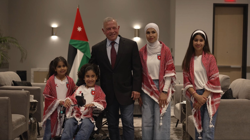 الملك يلتقي الطفل شهم  ..  ويدعوه لحضور مباراة النشامى أمام الأرجنتين
