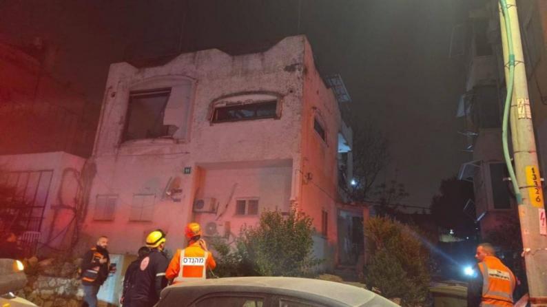 الشظايا تتساقط على المدن الإسرائيلية وحرائق ببئر السبع ..  تطورات