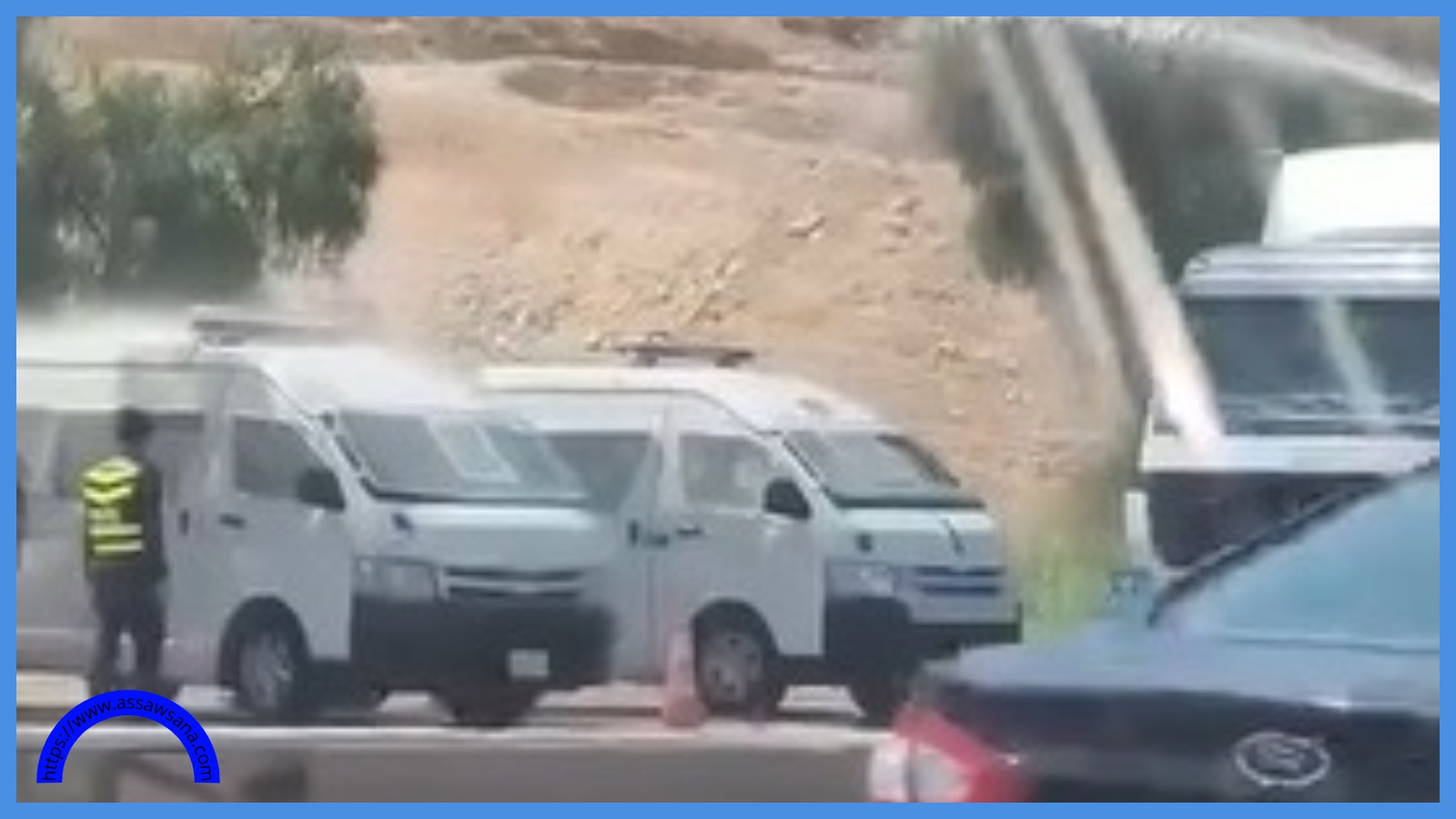 إربد ..  مالك صهريج يرش دوريات الأمن بالمياه للتبريد عليهم