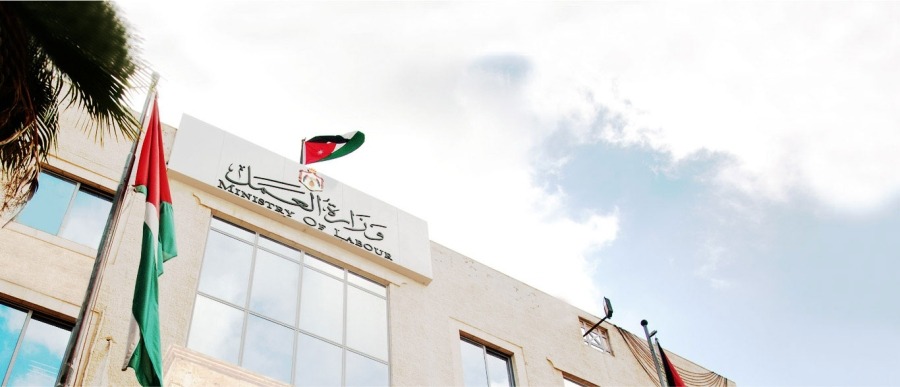 وزارة العمل تحل 31 نزاعاً عمالياً خلال 2025
