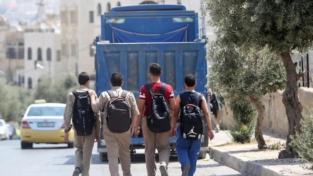 وزارة الصحة تحظر المشروبات الغازية بالمدارس الأردنية