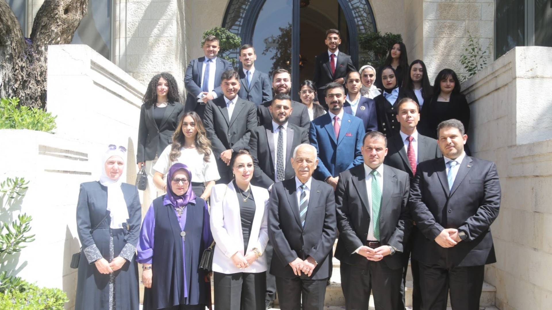 العيسوي: الأردن، بفضل حكمة الملك سيبقى شامخا أمام كافة التحديات
